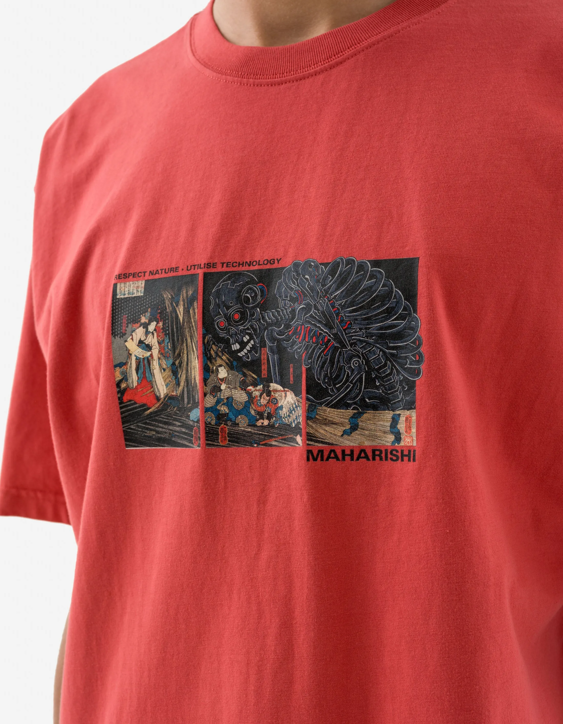 1395 Cyber Skeleton T-Shirt Light Lama Red