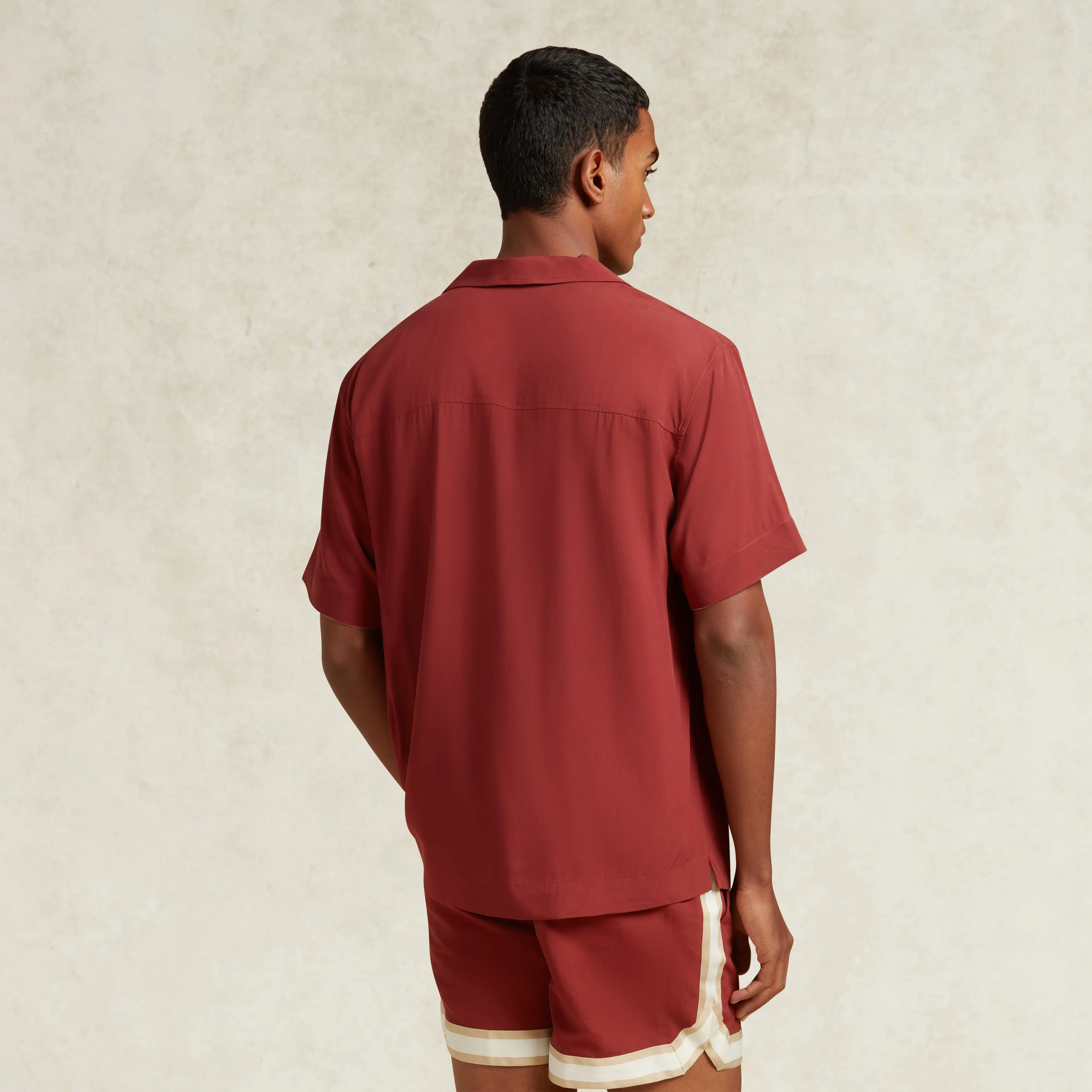VALBONNE ECOVERO SIGNATURE SHIRT - MERLOT