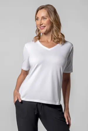 Women's Morada Everyday Short Sleeve V-Neck T-Shirt | White